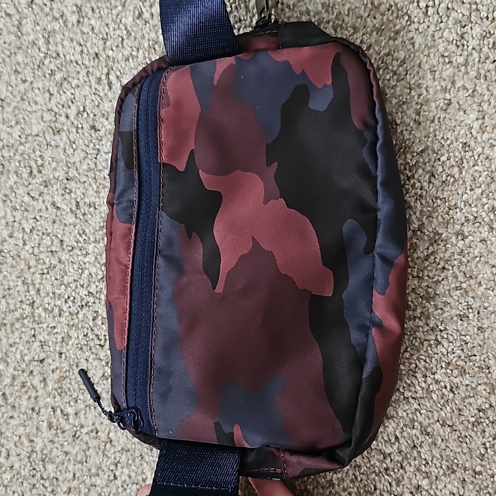 Lululemon everyday bag 1L - Picture 8 of 8